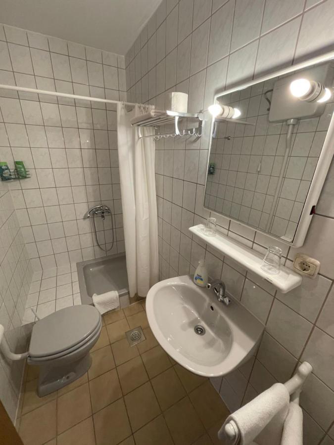 Hard Rock Rooms For Two Лівно Екстер'єр фото
