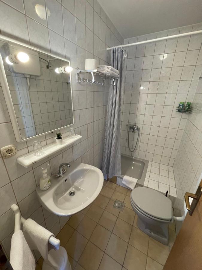 Hard Rock Rooms For Two Лівно Екстер'єр фото